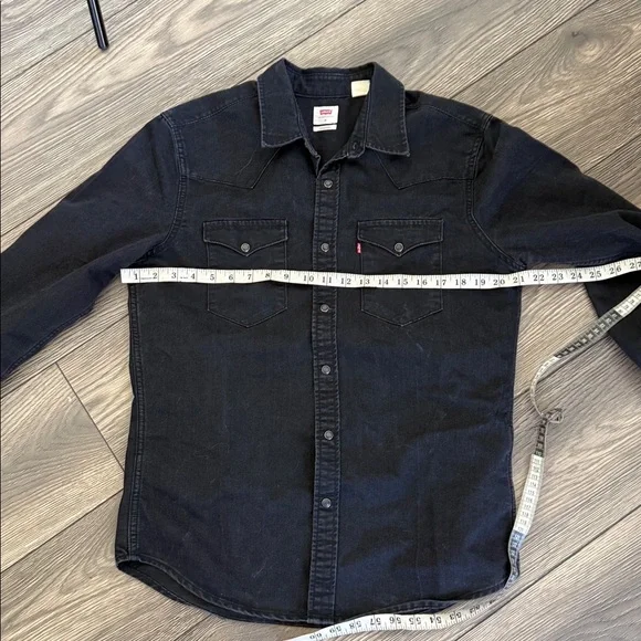 Teodora Western Shirt in  size medium  Black
LEVI'S - Picture 10 of 16